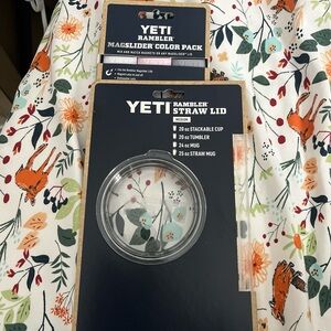 Yeti Rambler Medium Straw Lid with Clear Design